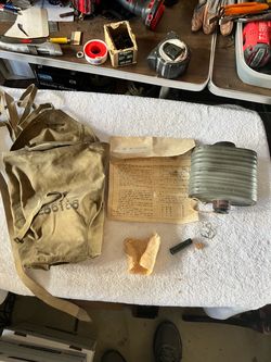 WWII JAPANESE NAVY gas mask kit