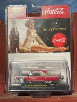 M2 Machines Coca-Cola 1957 Mercury Turnpike Cruiser M-335 Limited Edition