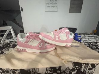LV Trainer Sneaker