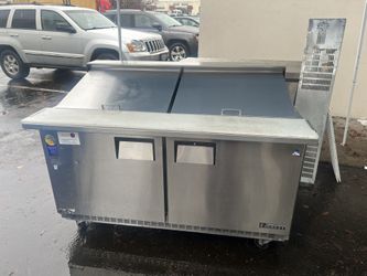 Everest Refrigeration Mega Top Refrigerated Sandwich / Salad Prep Table EPBWR2