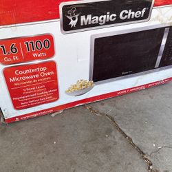 Microwave Nuevo Marca Magic Chef 