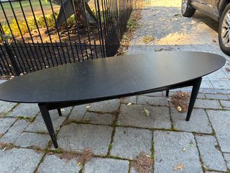 Oval coffee table ex cond