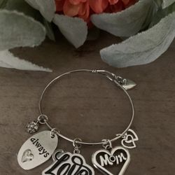 I’ll Always Love Momma Bangle Bracelet 