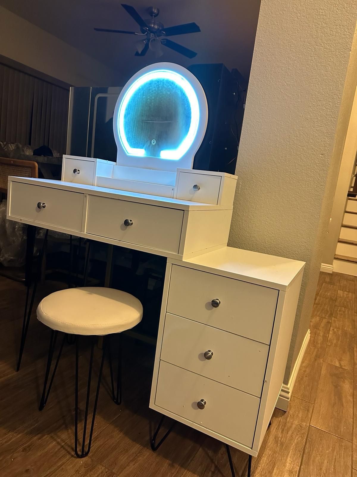 White Vanity With LED Assembled