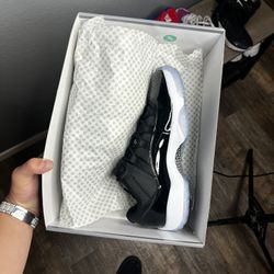 Jordan 11 Retro Low “Space Jam”