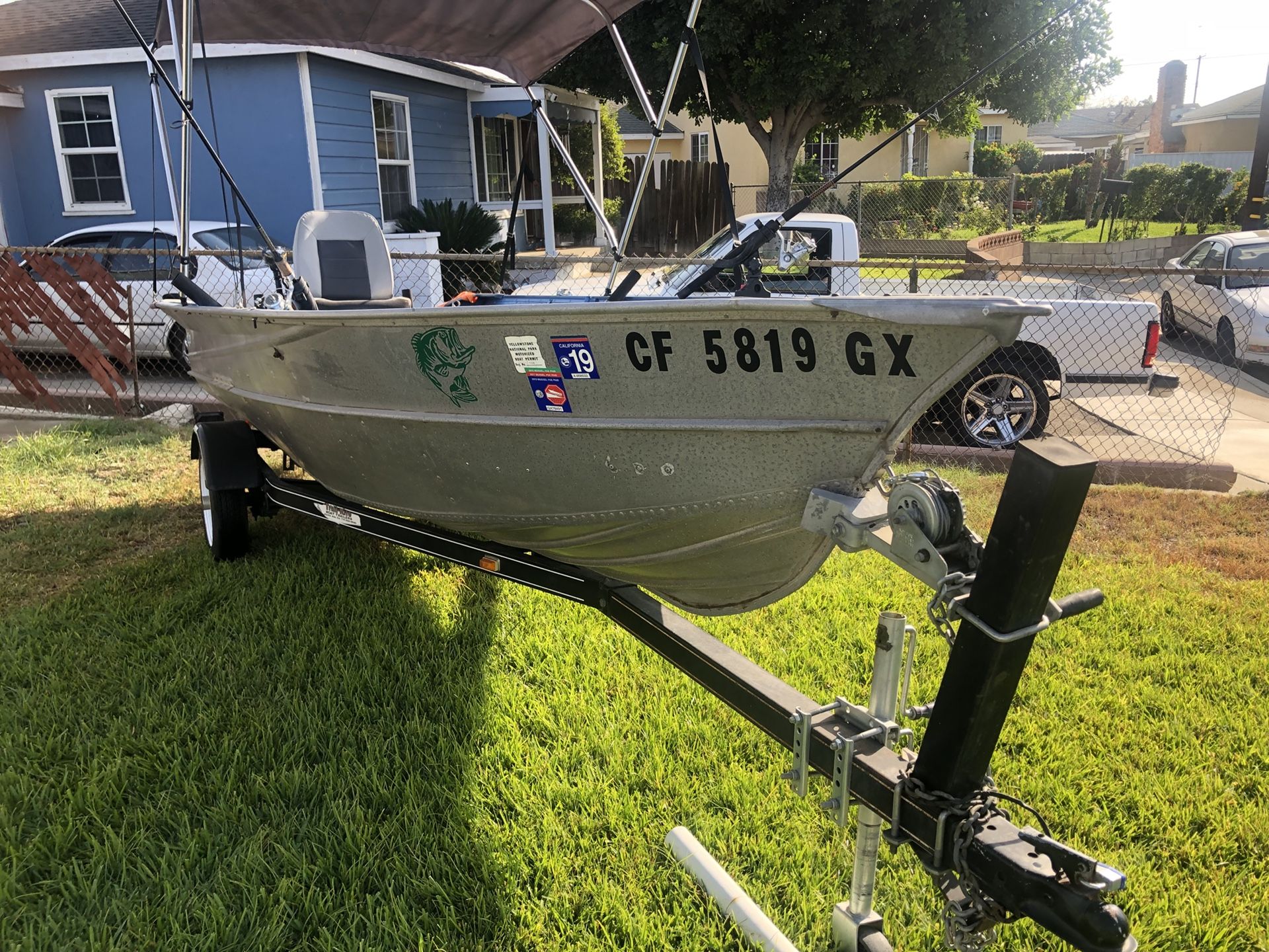 16 foot aluminum boat for Sale in Baldwin Park, CA OfferUp
