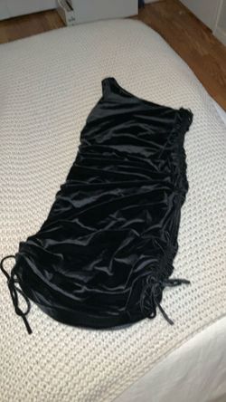 House Of Harlow 1960 Black Velvet Ruched One Shoulder Midi Dress Size M