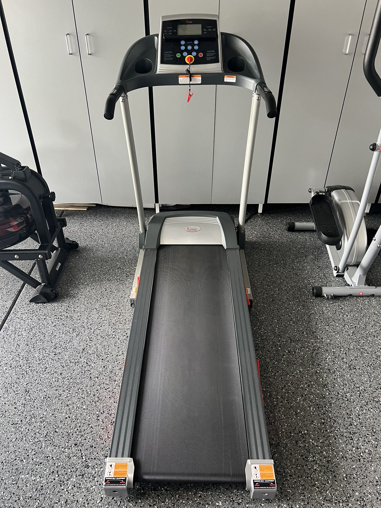 Sunny Fitness Treadmill 