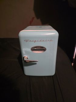 Mini fridge