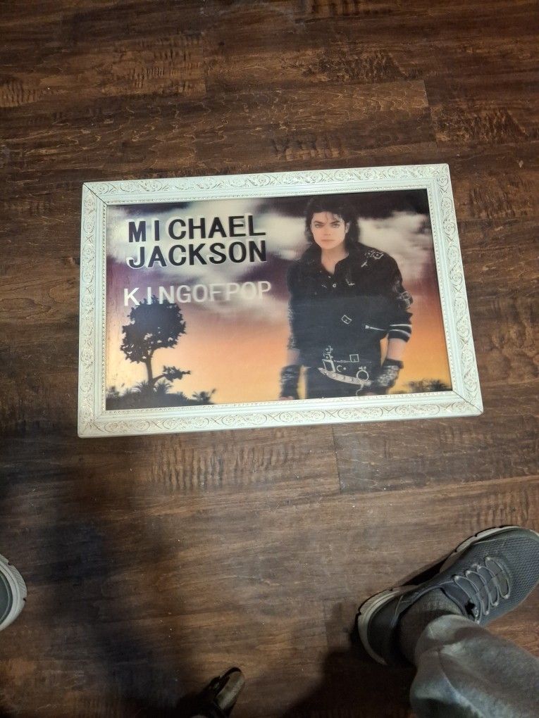 VINTAGE 80S RARE MICHAEL JACKSON KING OF POP OLD SCHOOL 3D, 26" X 18"