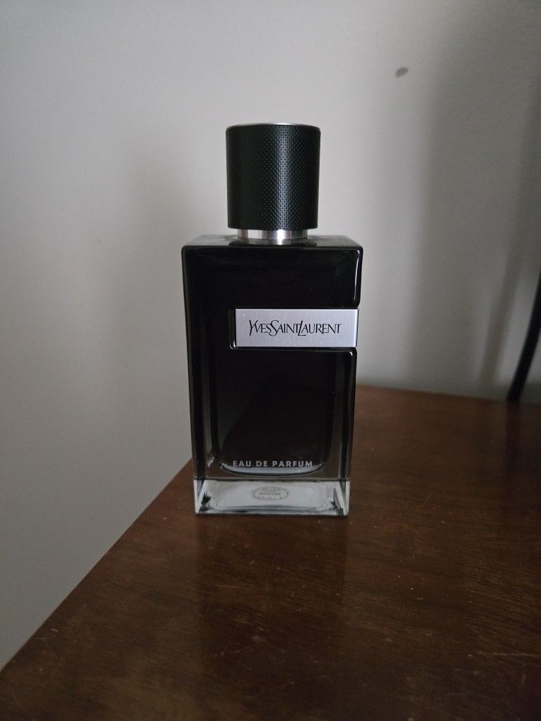 Yves Saint Laurent Y