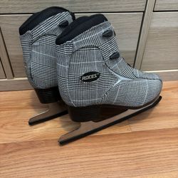 Roces Women’s Ice Skates - White/black Plaid