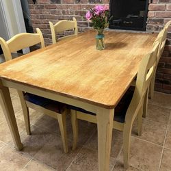 Kitchen Table and 4 Chairs w/Butcher Block Like Top Table top has scuffs 35.5w x 29.5h x 59.5long Chairs 18.5w x 36h x 16sd x 18sh Smoke and pet free 