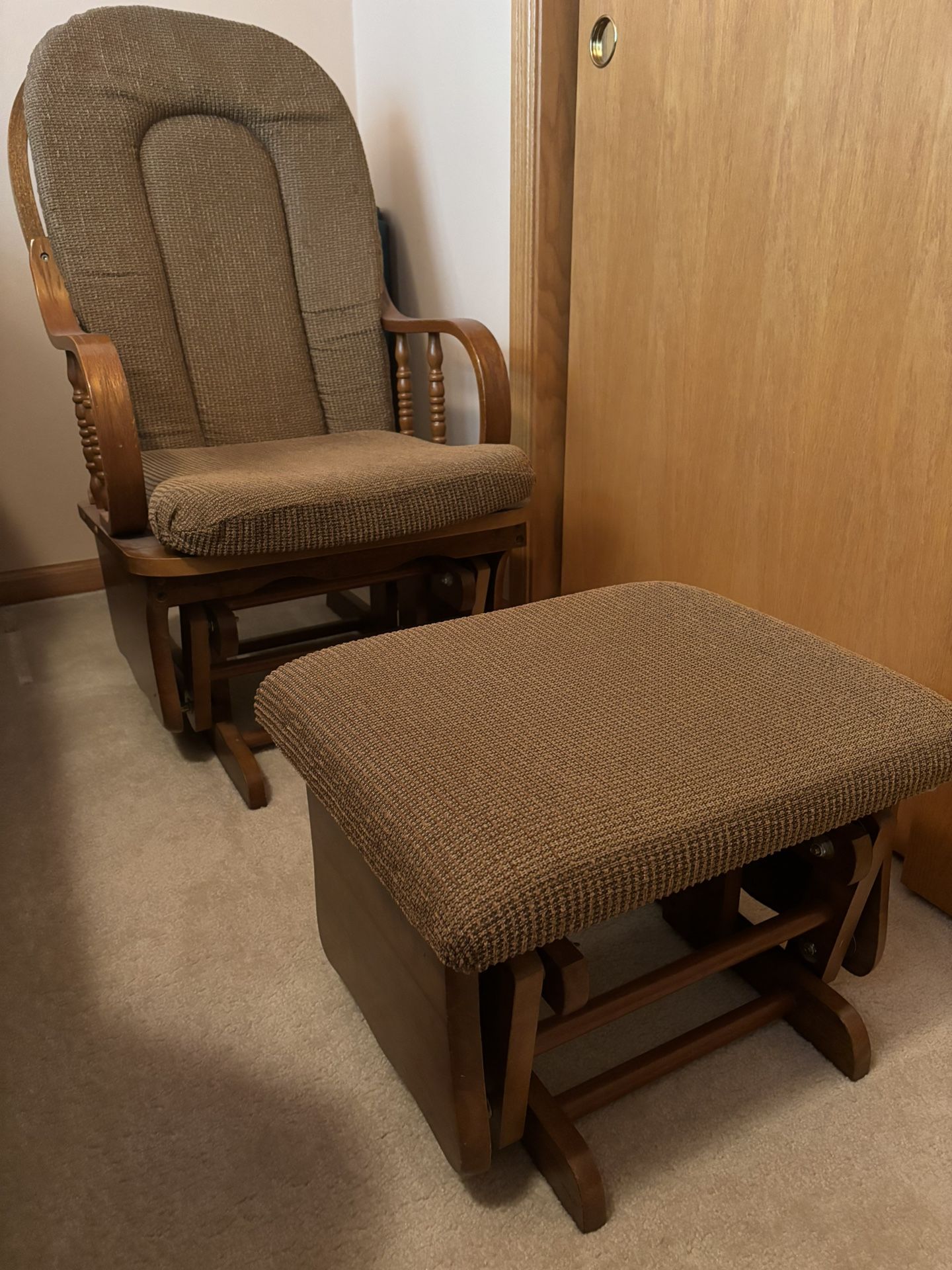 Rocking Chair With Rocking Ottoman