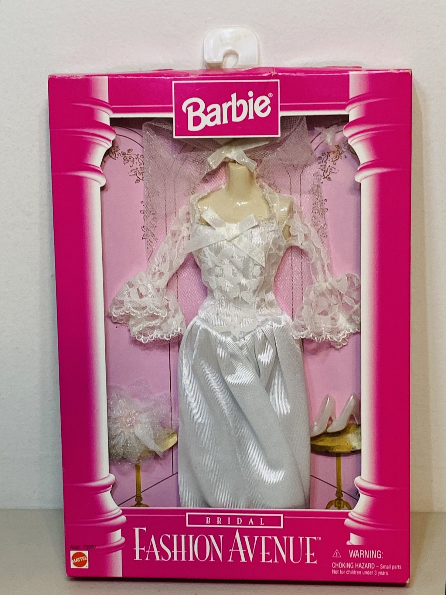 BARBIE VINTAGE 1996 BRIDAL FASHION AVENUE WEDDING DRESS & ACCESSORIES #15897 NIB