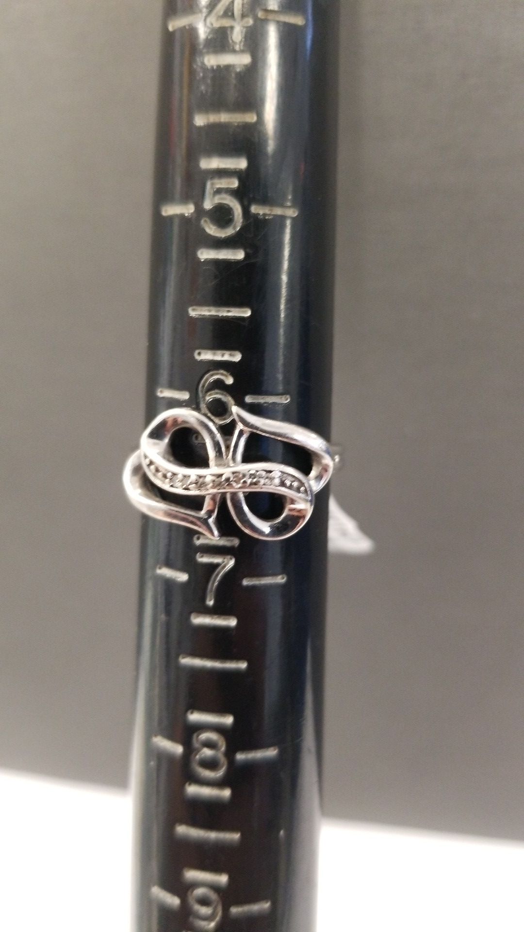 10k white gold ring