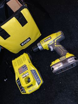 18-Volt ONE+ Lithium-Ion Cordless 1/2 in. Hammer Drill/Driver Kit with 1.5 Ah Batterie Charger