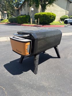 BioLite FirePit+ Smokeless Fire Pit & Bag