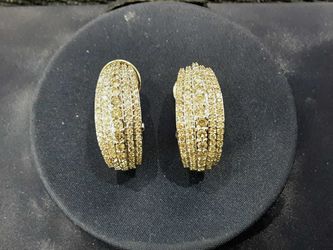 Earrings - Yellow Gold 10k (.417) 5.7 grams