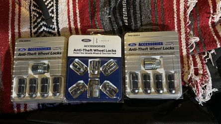 FORD/LINCOLN ANTI-THEFT WHEEL LOCK SET