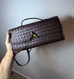 Authentic clutch Bottega Veneta Dark Brown