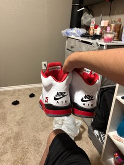 Jordan 5 size 10