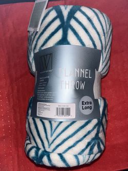 WAYLAND SQUARE FLANNEL THROW EXTRA LONG