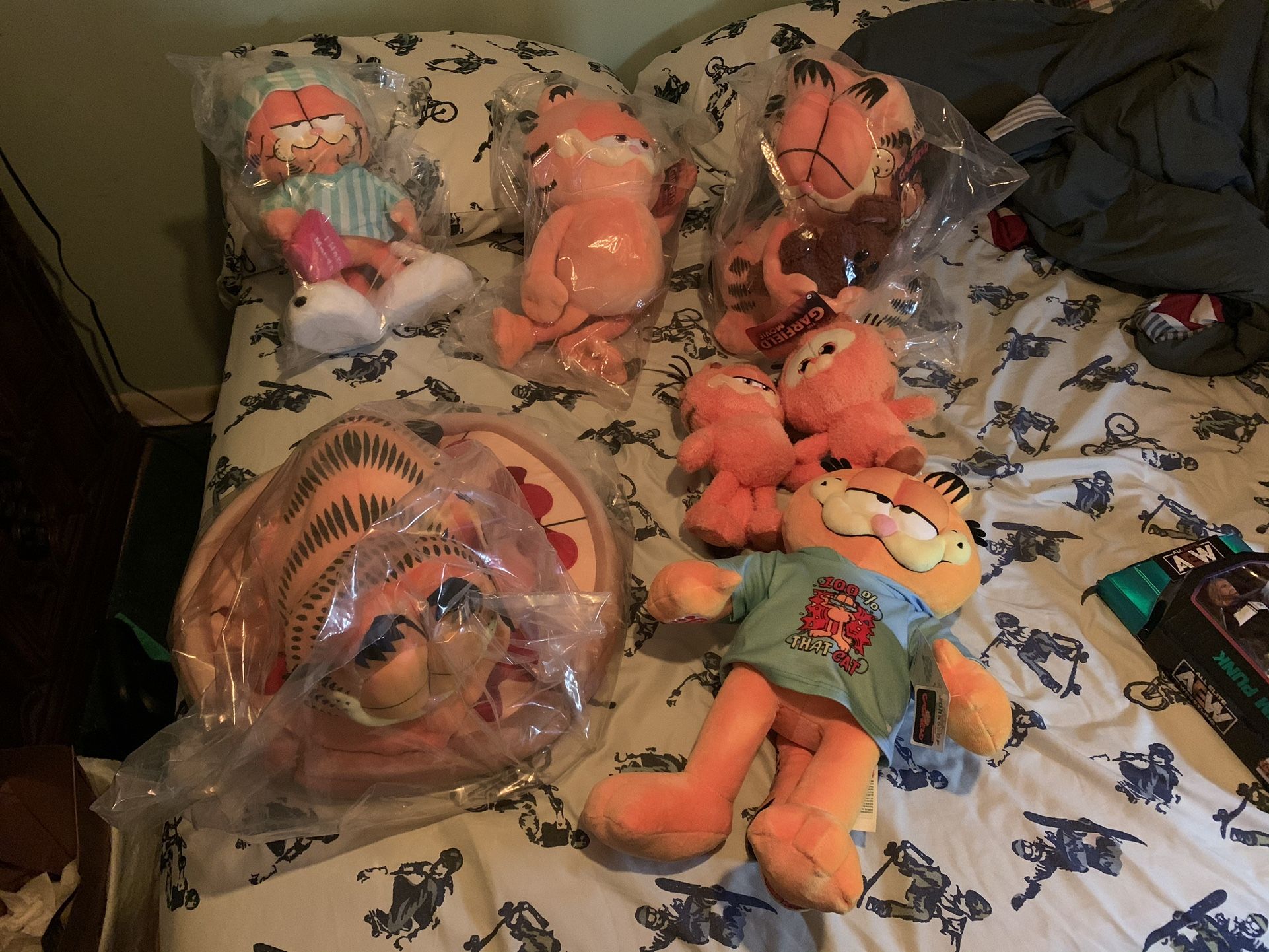 Garfield Plushie Lot