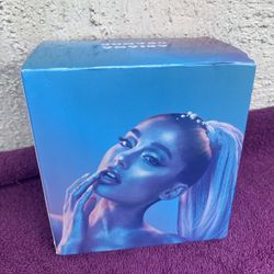 Ariana Grande Cloud 3.4 Fl. Oz. Perfume Spray ..