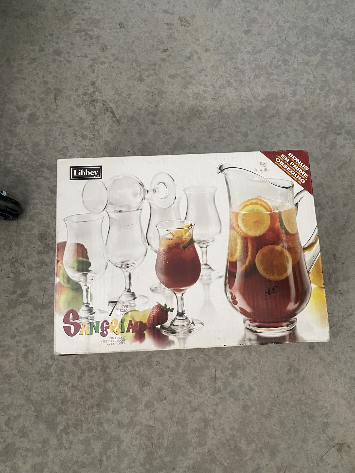 7 Piece Pitcher Set $10 Brand New