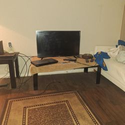 Onn Roku Smart TV 40 Inch
