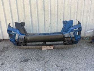SUBARU FORESTER ( 2022 2023 2024 2025 ) Wilderness front bumper cover used original OEM