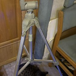 Platinum Plus Tripod By Sunpak 5800D