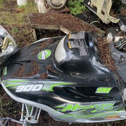 Arctic Cat 900