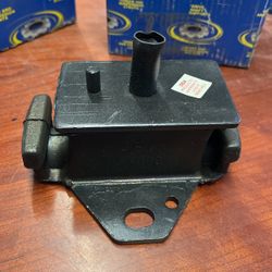 Engine Mount Toyota