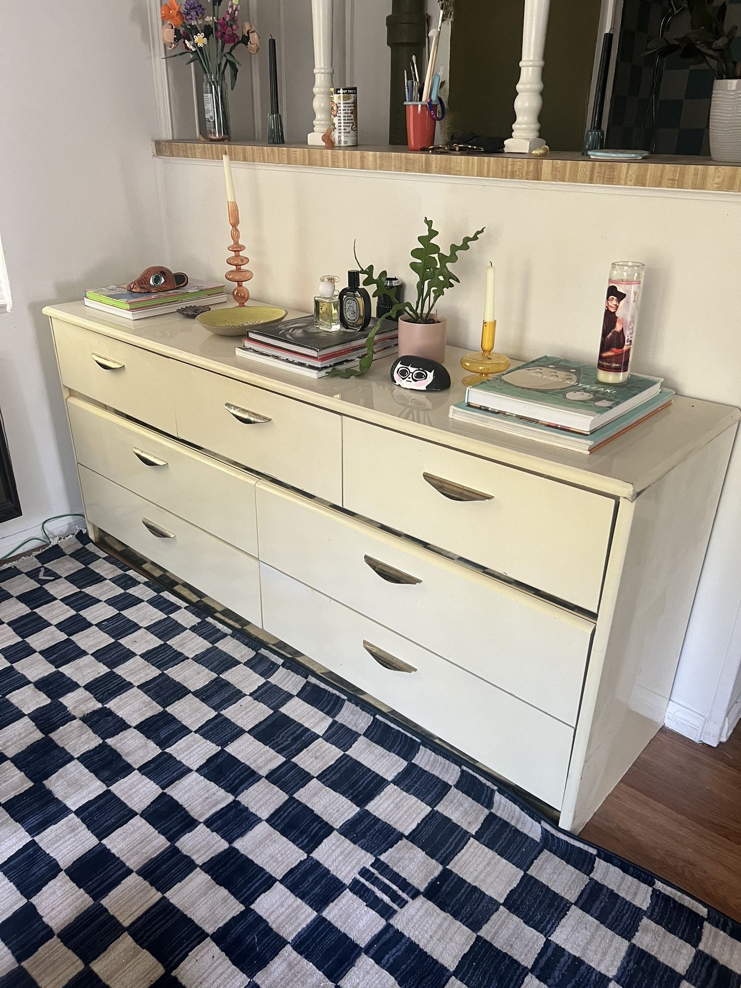 80s dresser!!