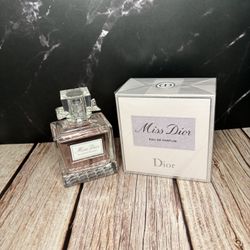Miss Dior Eau de Parfum Spray 100ml by Christian Dior – Women’s Fragrance Brand New in Box