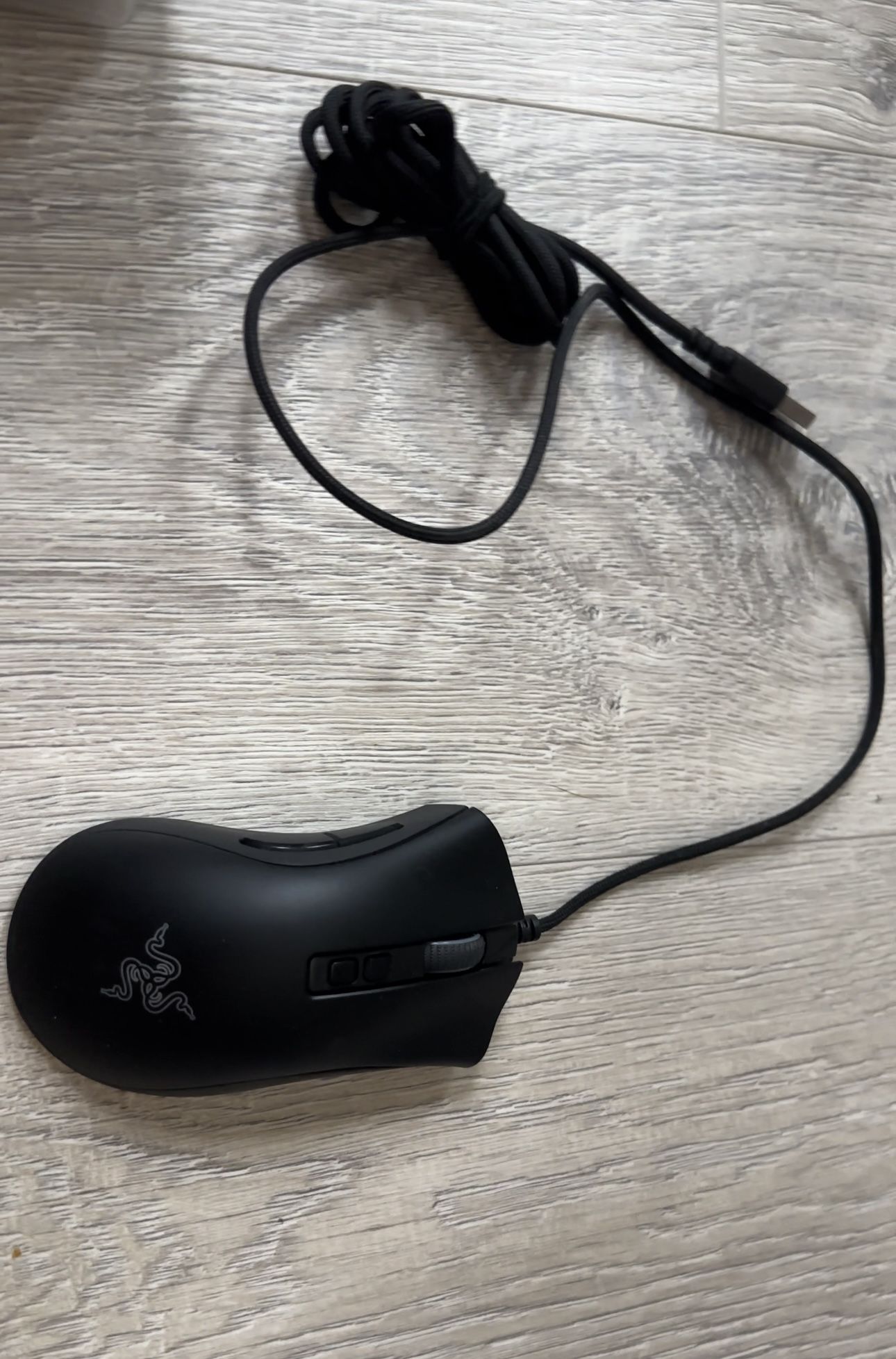Razer DeathAdder V2 Wired Gaming Mouse – Excellent Condition