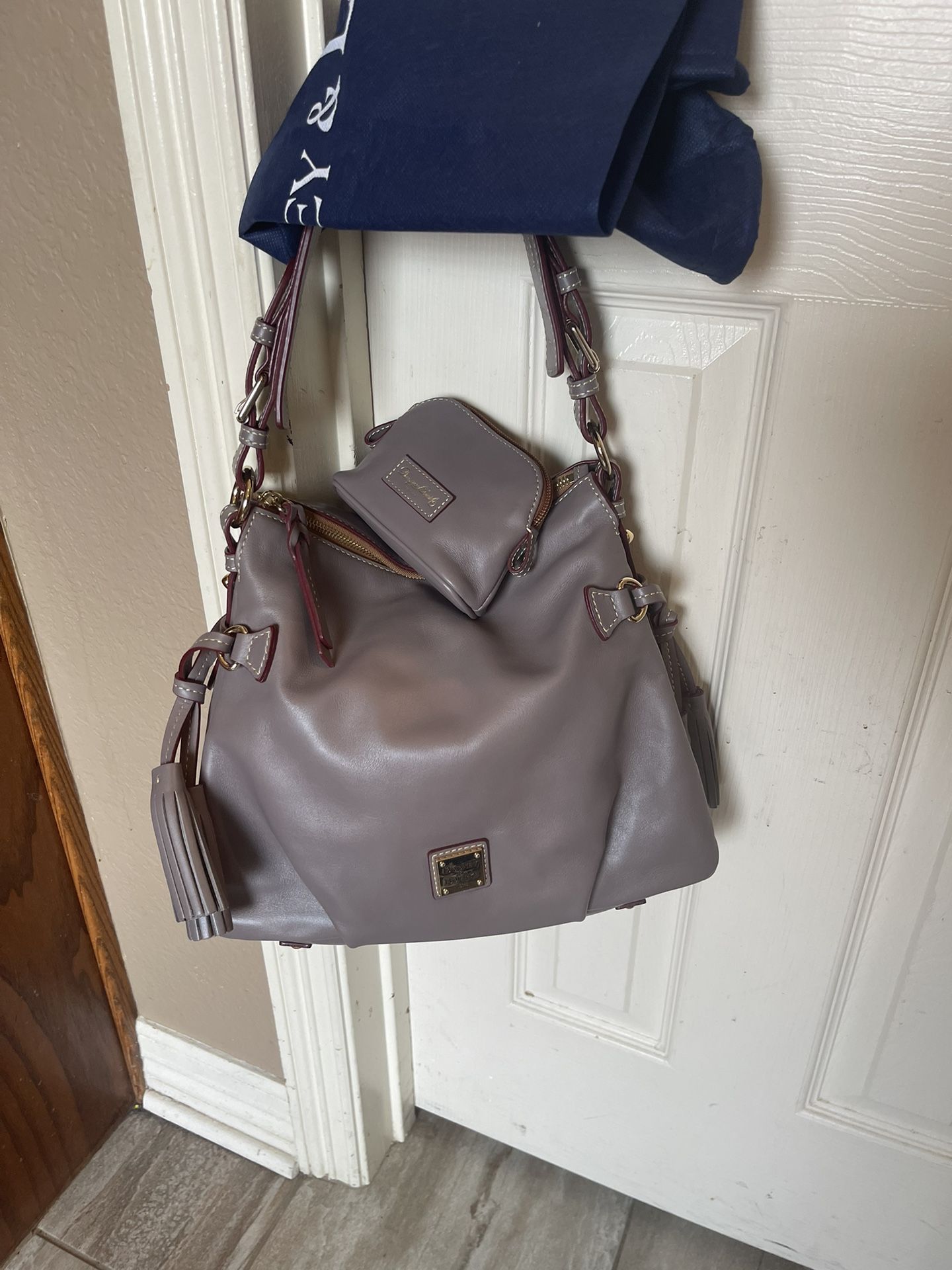 Dooney And Bourke Purse And Wallet 