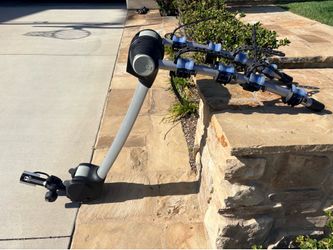 Thule Apex 4 Hitch-Mounted Bike Rack