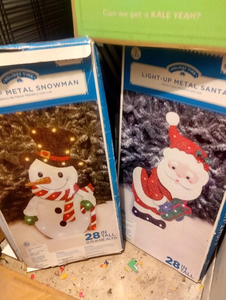 Light Up Lawn Decorations