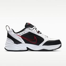 New in box Nike Air Monarch IV size 11.5
Men's Workout Shoes Retails for $85+tax
