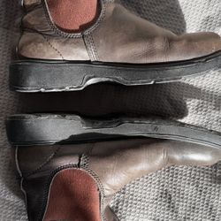 Blundstone Women’s 8.5 Boots Leather Classic Brown Chelsea Pull On