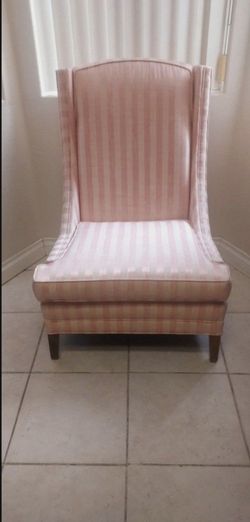 Accent Pink Chair 