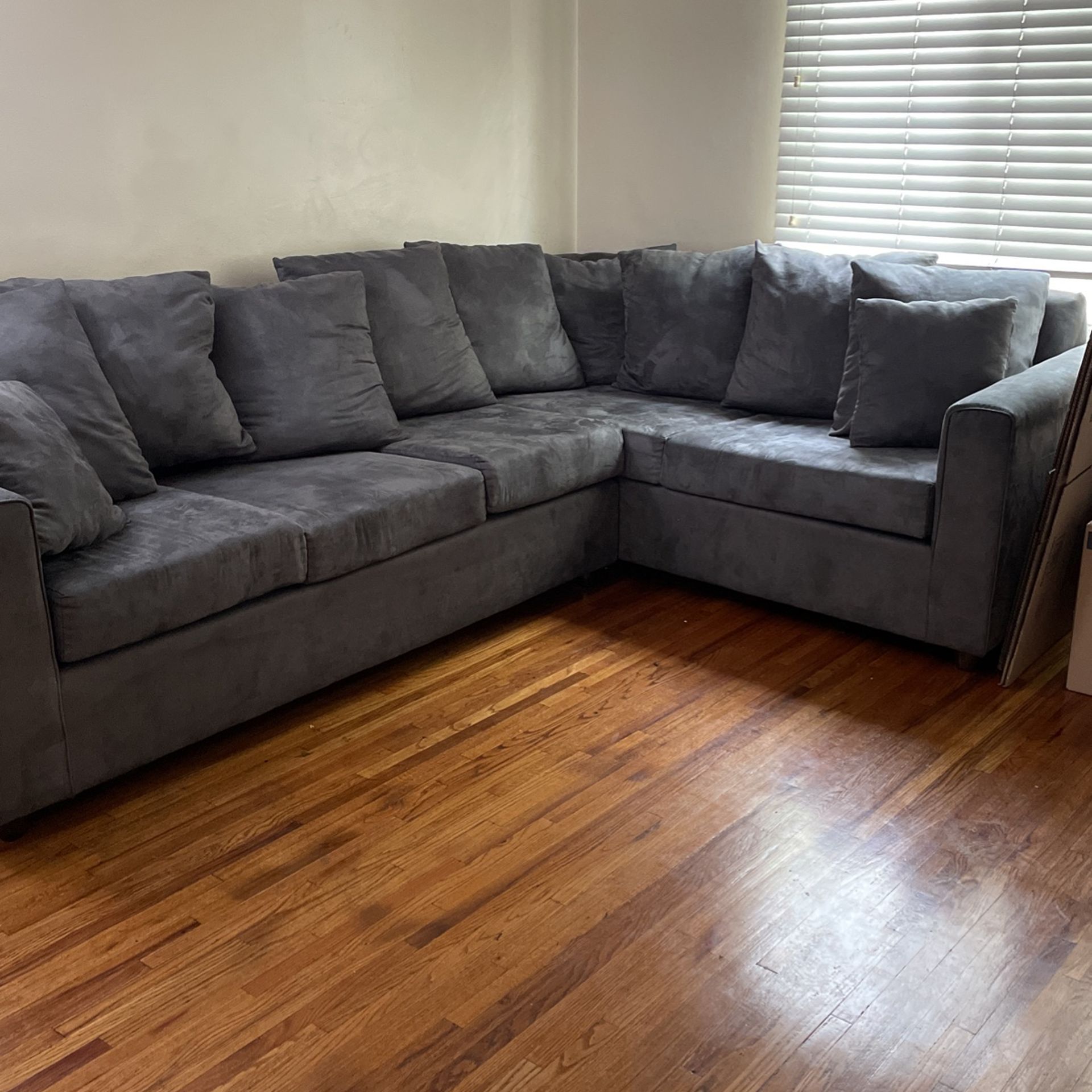 Grey Sectional for Sale in Montebello, CA OfferUp