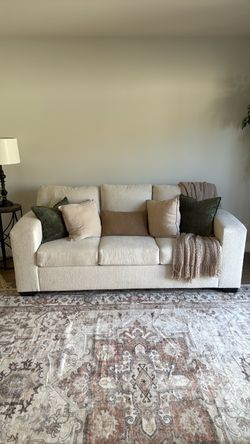 Couch living spaces new