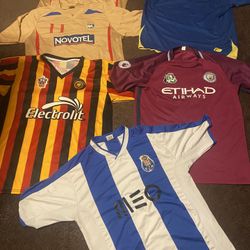Soccer Jerseys Men’s Size XL