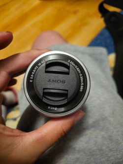 Sony E 16-50mm f/3.5-5.6 PZ OSS Lens