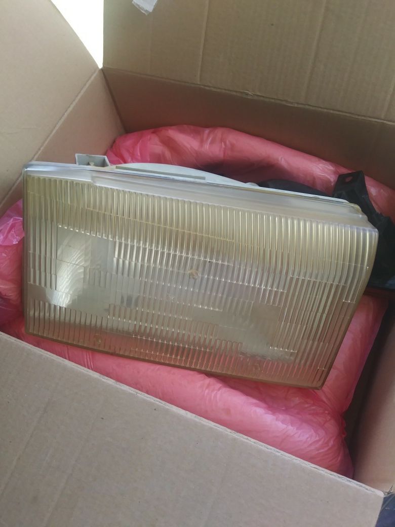 F-350 Original Headlights and flasher