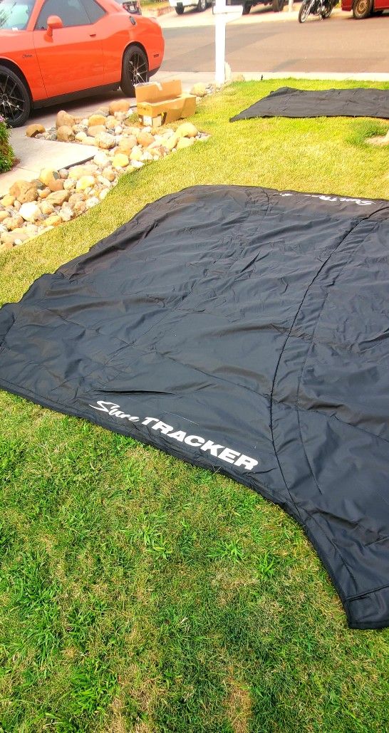 2010 and up..if u have the 4 poles on top Suntracker dlx Pontoon  boat
